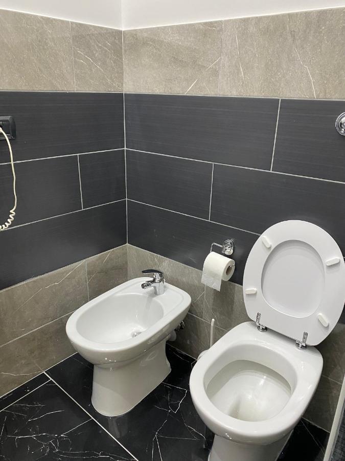 Savastano House Hotel Наполи Екстериор снимка