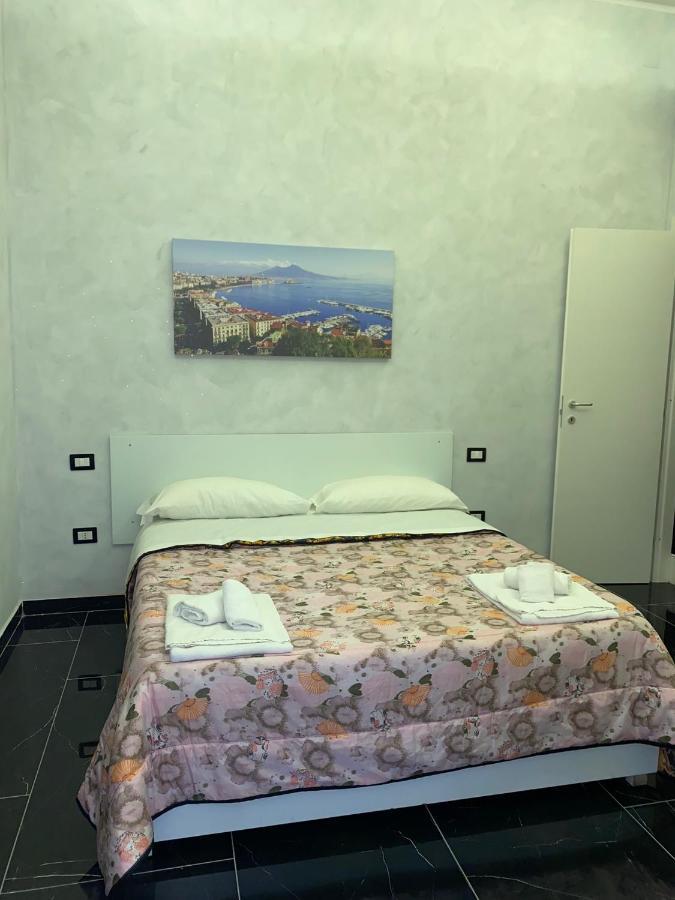Savastano House Hotel Наполи Екстериор снимка
